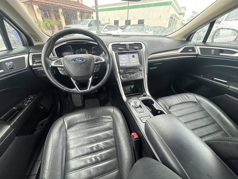 Used 2018 Ford Fusion SE w/ Equipment Group 602A image 20