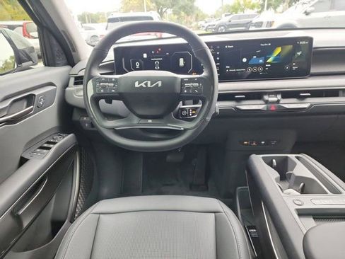 New 2026 Kia EV9 Light image 9