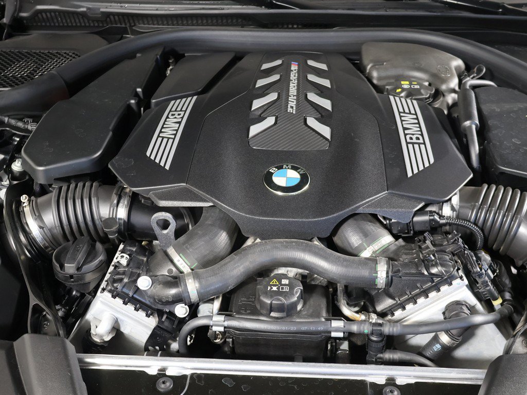 Used 2023 BMW M550i xDrive w/ Executive Package AWD/4WD image 20