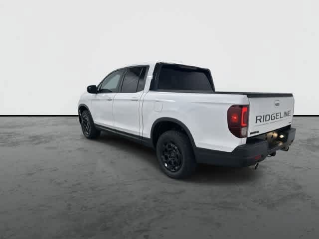 Used 2025 Honda Ridgeline Sport+ image 2