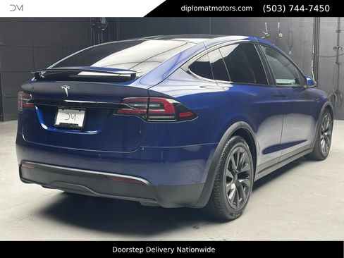 Used 2022 Tesla Model X image 6
