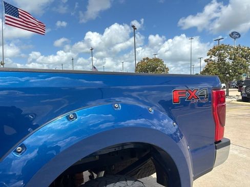Used 2022 Ford F250 Lariat w/ Lariat Value Package AWD/4WD image 6