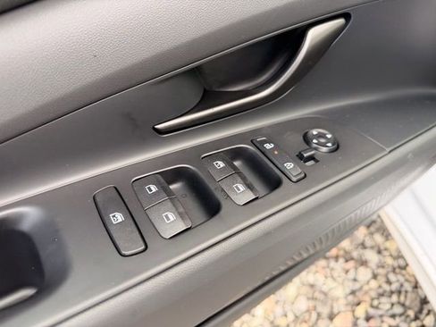 New 2026 Hyundai Elantra Sport FWD image 9