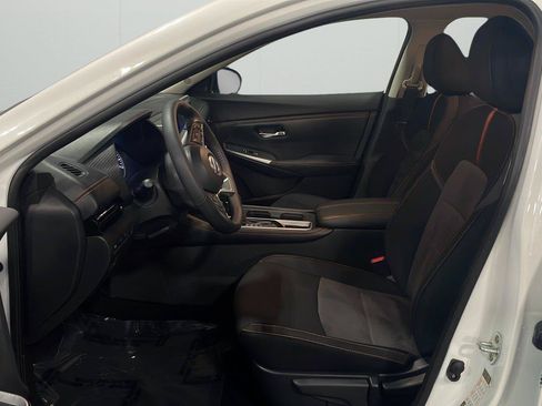 Used 2021 Nissan Sentra SR FWD image 10