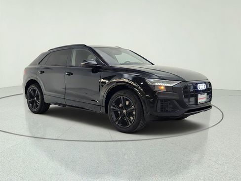 Used 2023 Audi Q8 Premium w/ Convenience Package AWD/4WD image 3