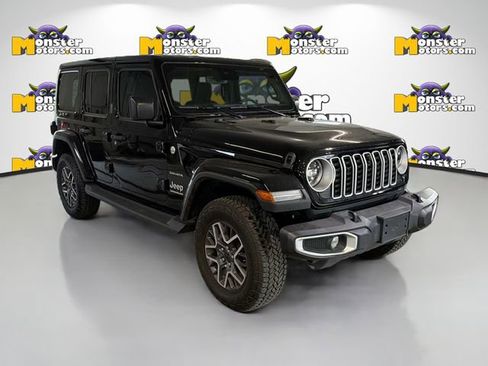 Used 2024 Jeep Wrangler Sahara w/ Technology Group AWD/4WD image 3