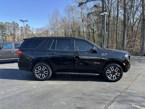 Used 2021 GMC Yukon AT4 w/ Rear Media and Nav Package image 10