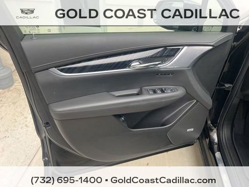 Certified 2024 Cadillac XT6 Premium Luxury w/ LPO, Floor Liner Package AWD/4WD image 19