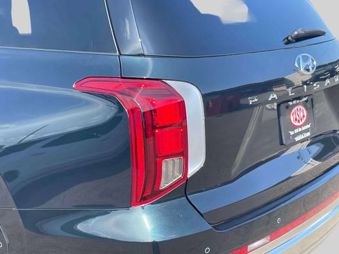 Used 2023 Hyundai Palisade Calligraphy AWD/4WD image 11
