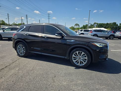Used 2023 INFINITI QX50 Pure FWD image 2