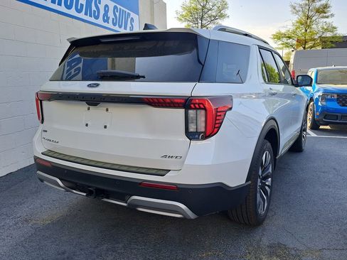 New 2026 Ford Explorer Platinum image 6