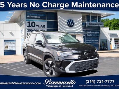 New 2025 Volkswagen Taos SE