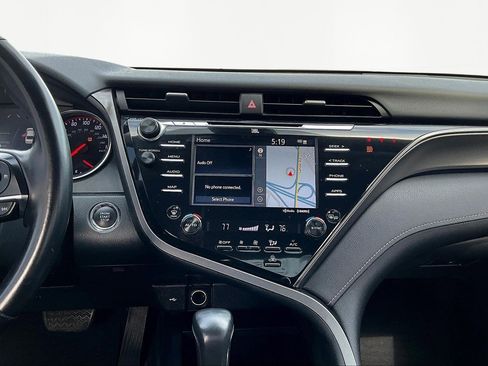 Used 2020 Toyota Camry XSE w/ Driver Assist Package image 9