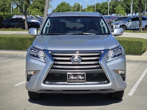 Used 2017 Lexus GX 460 Premium AWD/4WD image 8