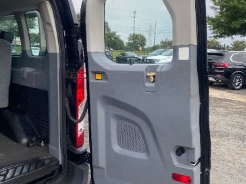 Used 2016 Ford Transit 350 XLT RWD image 10
