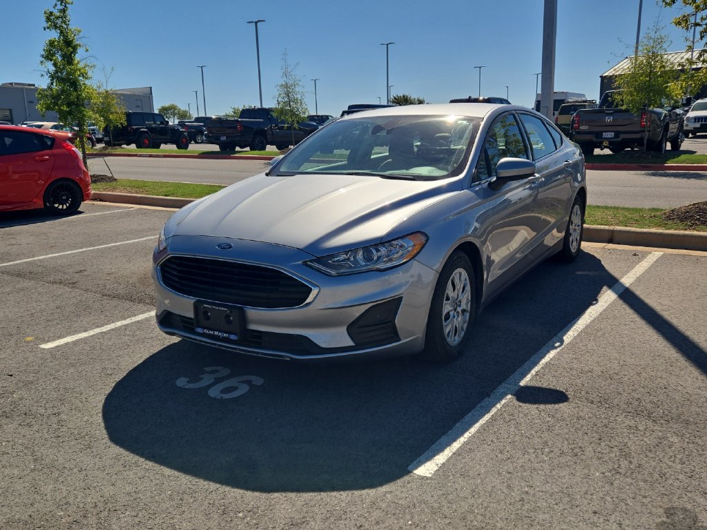 Used 2020 Ford Fusion S FWD image 1