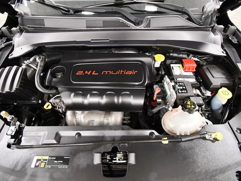 Used 2022 Jeep Compass Limited AWD/4WD image 12