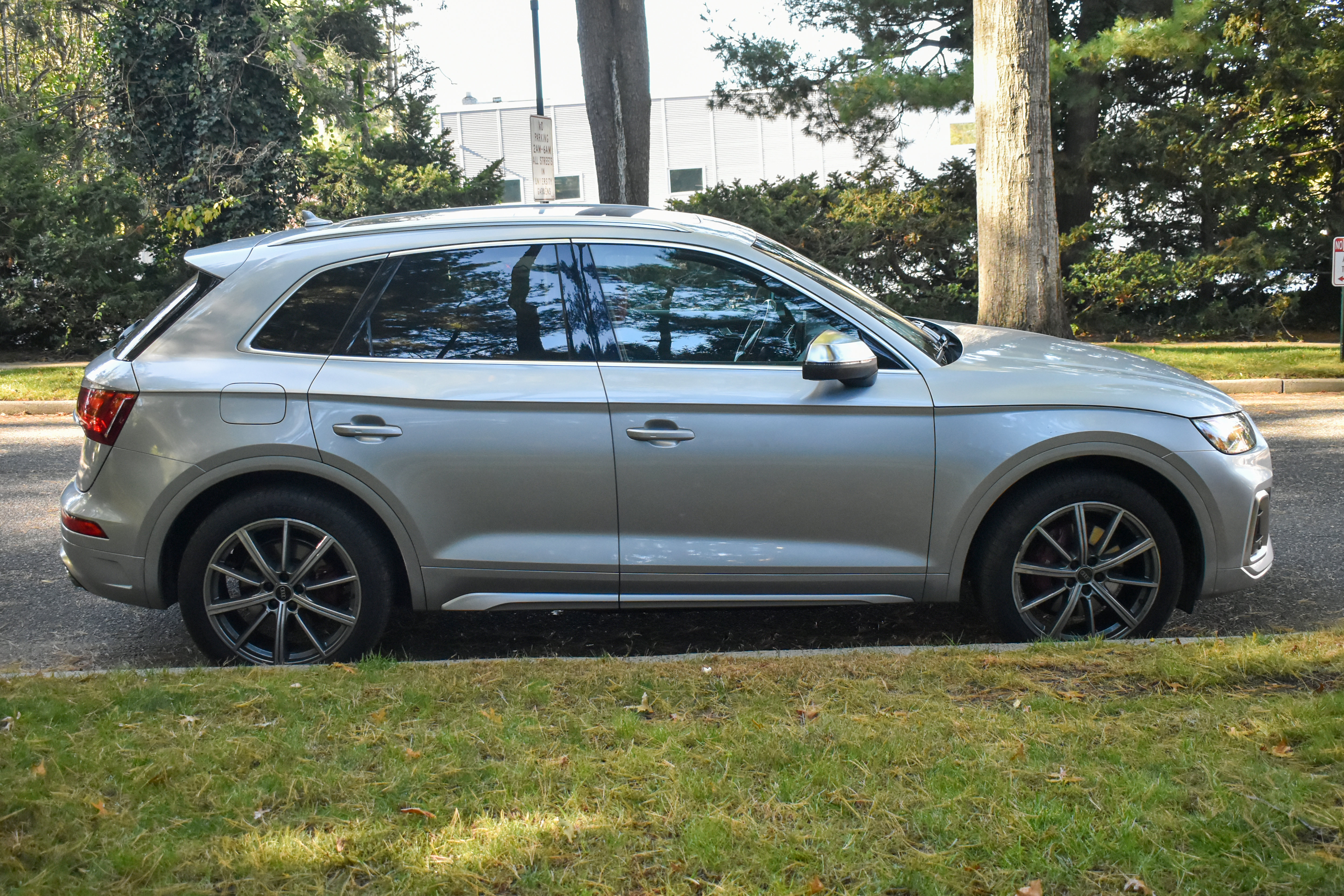 Used 2021 Audi SQ5 Premium Plus w/ Premium Plus Package AWD/4WD image 10