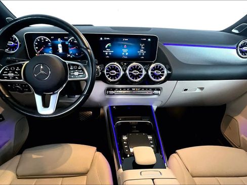 Used 2021 Mercedes-Benz GLA 250 4MATIC image 14