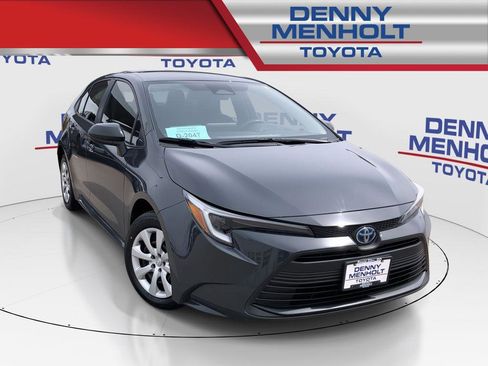 Certified 2024 Toyota Corolla LE FWD image 1