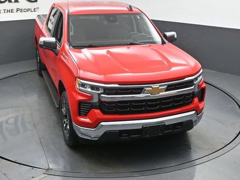 Used 2023 Chevrolet Silverado 1500 LT AWD/4WD image 47