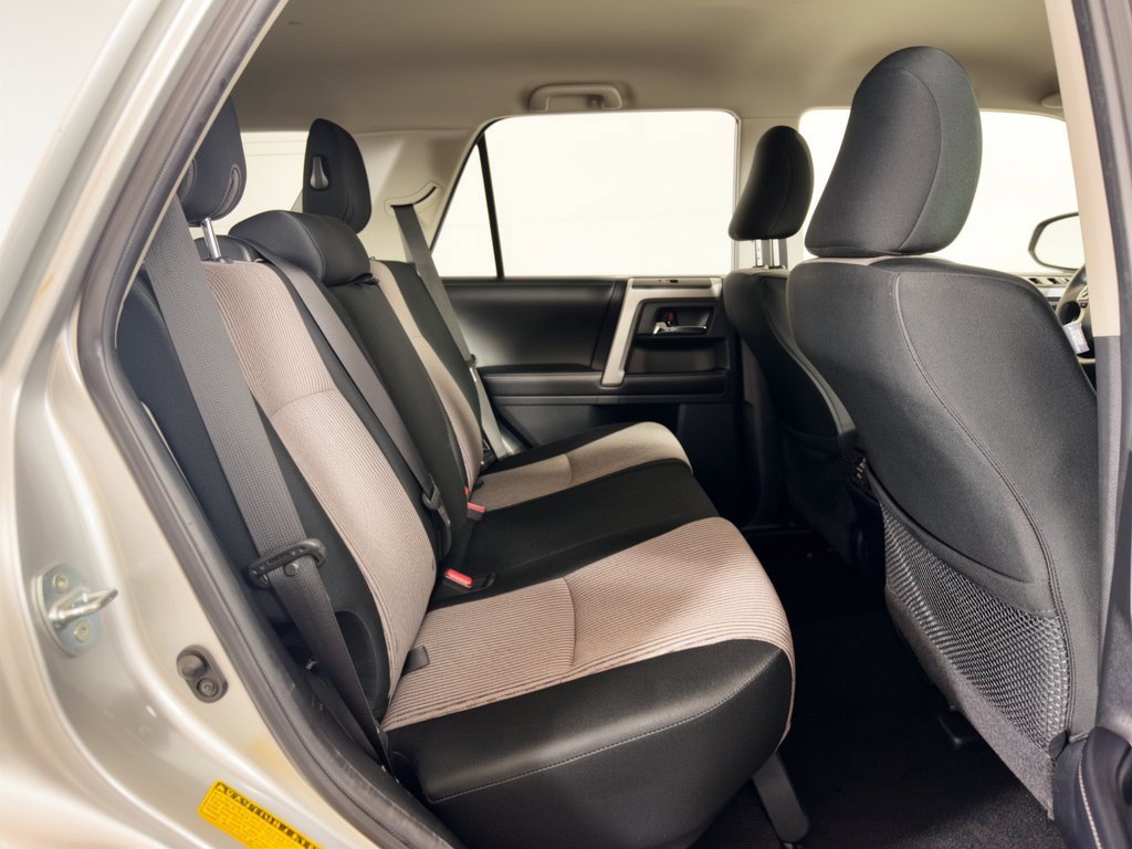 Used 2019 Toyota 4Runner SR5 AWD/4WD image 29