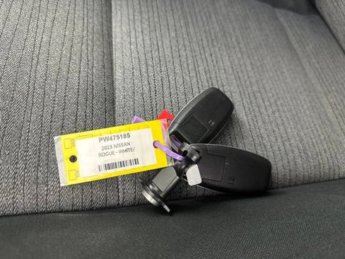 Certified 2023 Nissan Rogue SV AWD/4WD image 27
