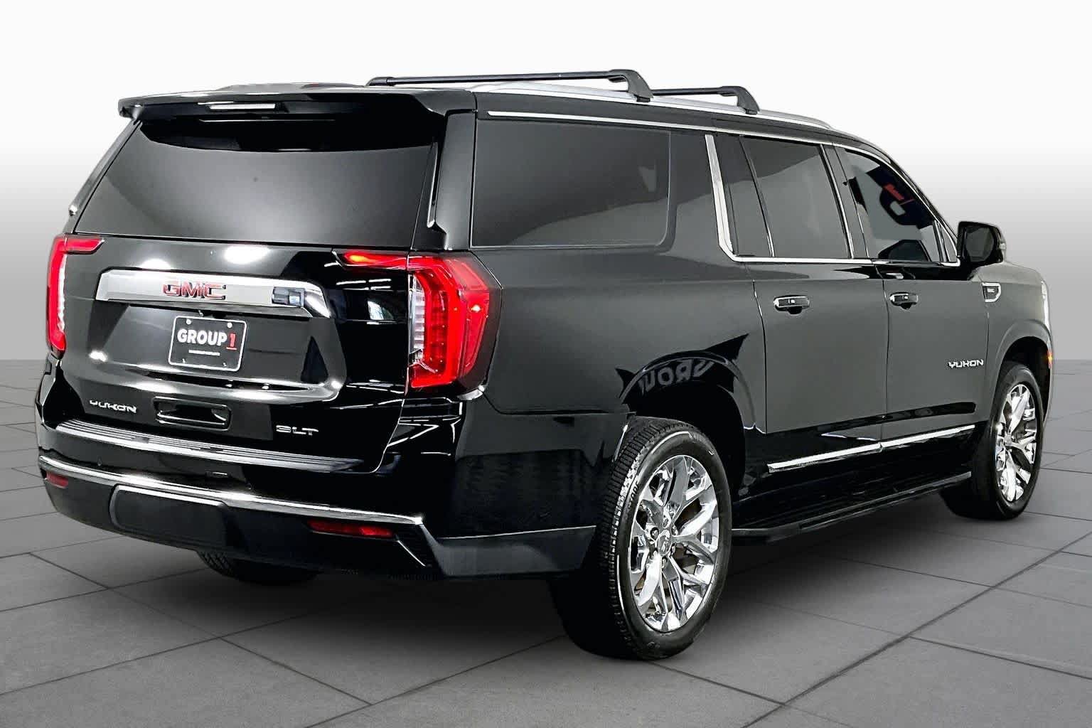 Used 2021 GMC Yukon XL SLT w/ SLT Premium Package RWD image 12