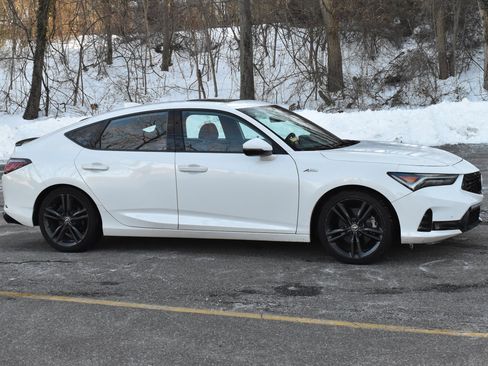 Used 2023 Acura Integra A-Spec image 12