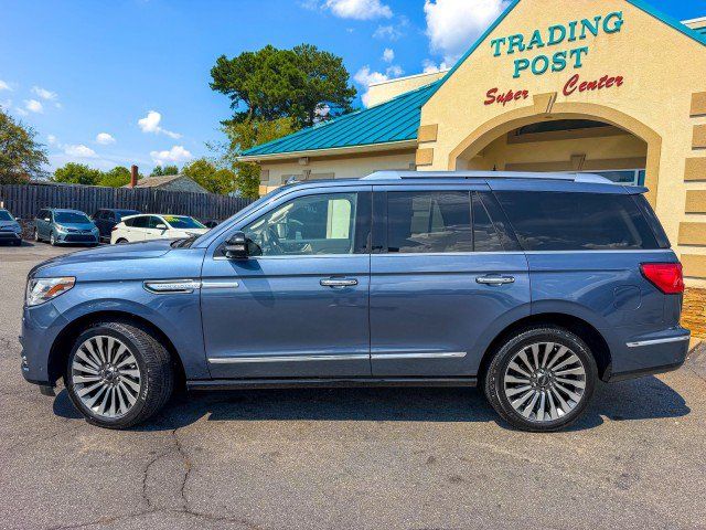 Used 2019 Lincoln Navigator Reserve AWD/4WD image 35