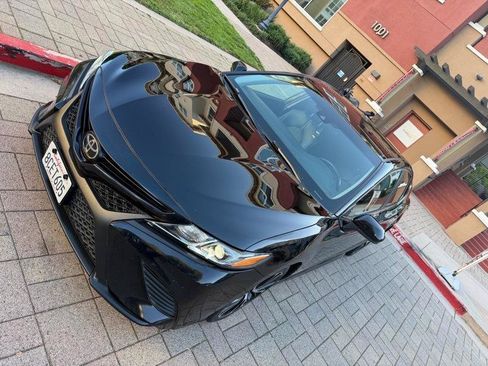 Used 2018 Toyota Camry SE FWD image 31
