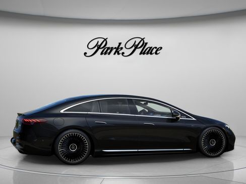 Certified 2023 Mercedes-Benz EQS AMG 4MATIC image 24