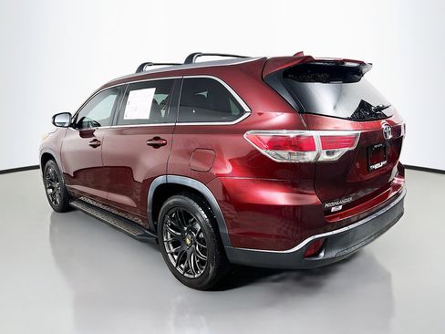 Used 2015 Toyota Highlander Limited Platinum FWD image 8