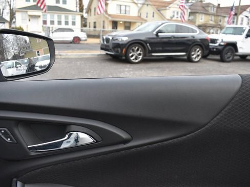 Used 2024 Chevrolet Malibu LT image 21