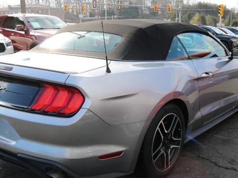 Used 2021 Ford Mustang Premium RWD image 9