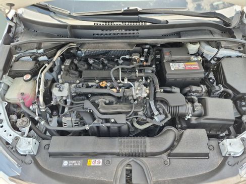 Used 2022 Toyota Corolla XSE FWD image 19