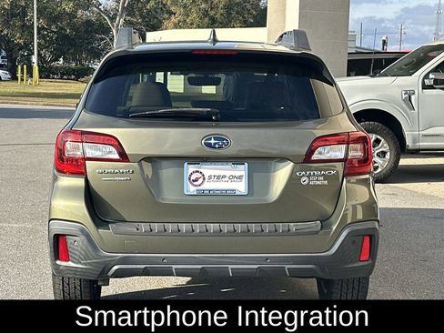 Used 2018 Subaru Outback 2.5i Limited image 7