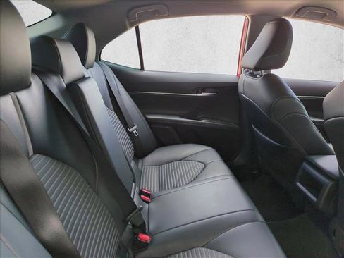 Certified 2023 Toyota Camry SE w/ Convenience Package image 18