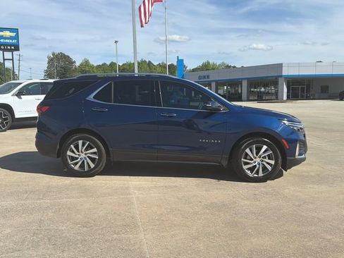 Used 2023 Chevrolet Equinox Premier image 4