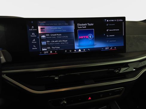 Certified 2024 BMW X5 xDrive40i w/ M Sport Package AWD/4WD image 24
