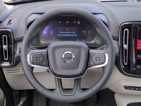 New 2026 Volvo XC40 B5 Ultra w/ Protection Package Premier image 23