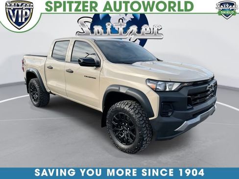 Used 2024 Chevrolet Colorado Trail Boss w/ Advanced Trailering Package image 1