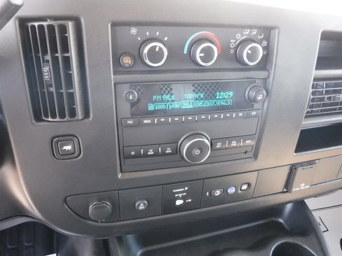 Used 2022 Chevrolet Express 2500 G2500 image 12