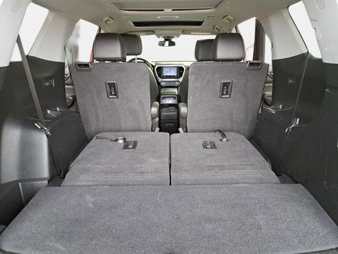 Used 2022 GMC Acadia SLT w/ Elevation Edition image 15