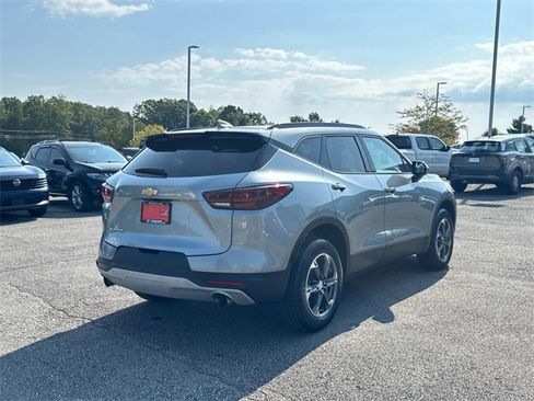 Used 2025 Chevrolet Blazer LT w/ Convenience Package image 4