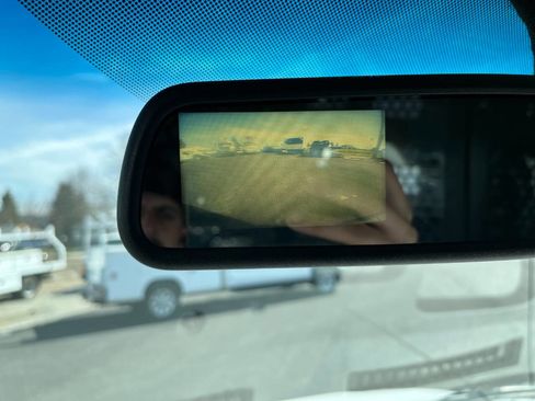 Used 2015 Chevrolet Express 2500 image 13