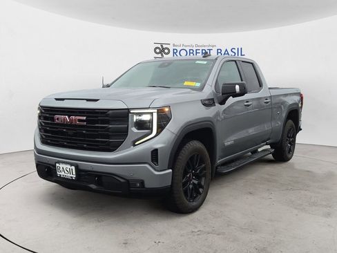 Used 2025 GMC Sierra 1500 Elevation w/ Preferred Package image 1