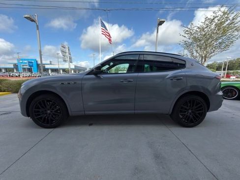Used 2021 Maserati Levante S GranSport AWD/4WD image 16