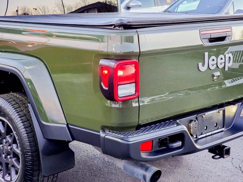 Used 2021 Jeep Gladiator Overland w/ Cold Weather Group image 15