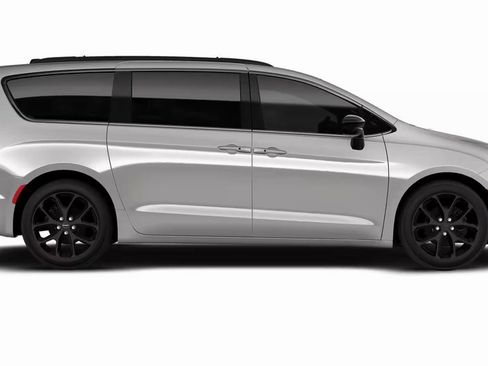 New 2026 Chrysler Pacifica Select image 2